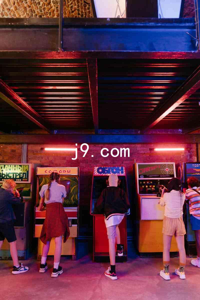 j9.com